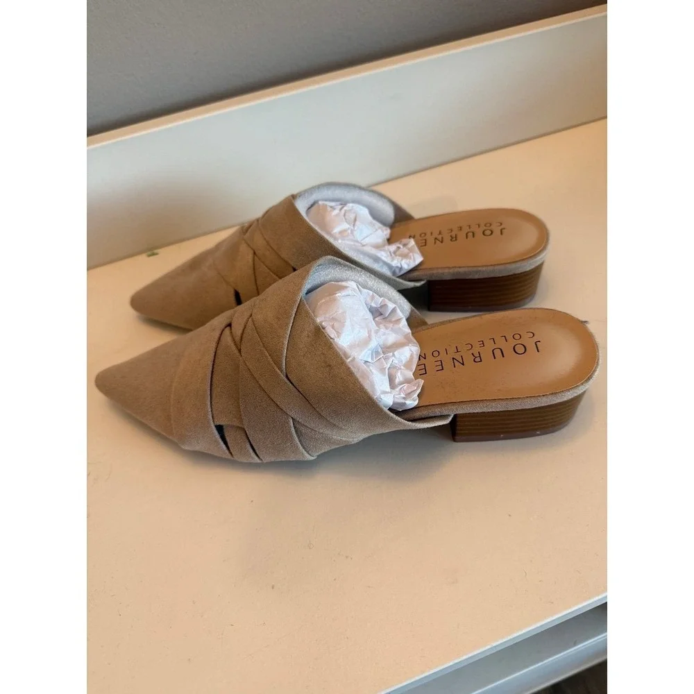 Journey Collection Women's Taupe Suede Pointed Mule Flats - Picture 2 of 4